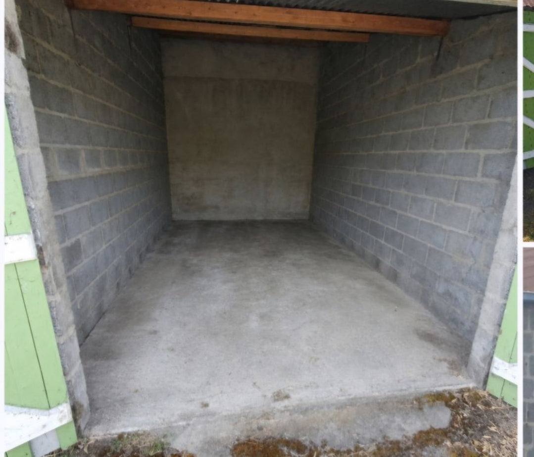 📦 GARAGE / BOX DE STOCKAGE 18 m² + MEZZANINE – SEGRÉ